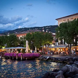 Hotel Del Porto, Torri Del Benaco